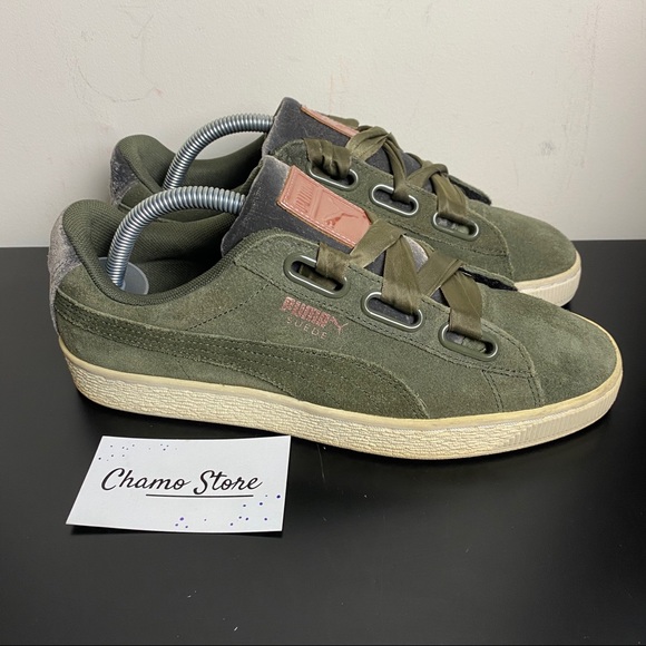 puma suede heart vr